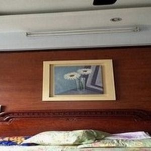 Thi công ốp tường gỗ HDF công nghiệp