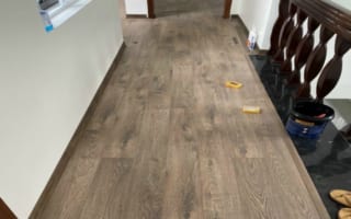 Cách thi công sàn nhựa dán keo tại Quảng Nam