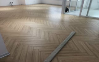 Thi công sàn nhựa hèm khóa tại tỉnh Phú Yên